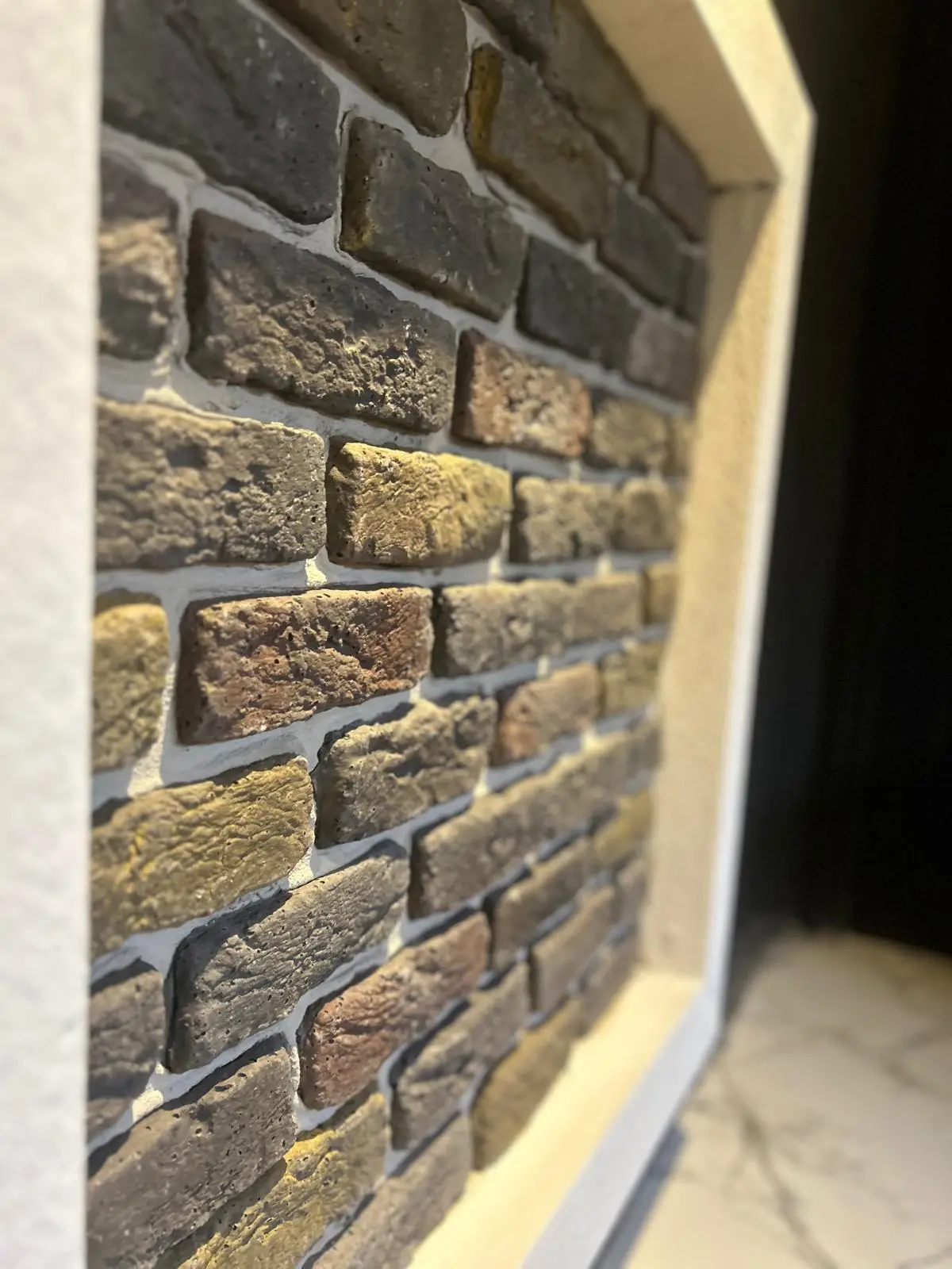 GECE TUĞLA MODELİ T025